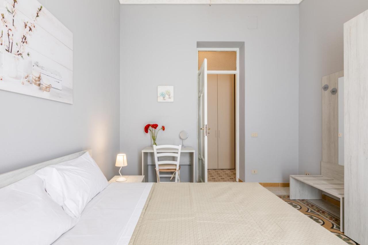 Stazione Notarbartolo Bright & Cozy Apartment Palermo Kültér fotó